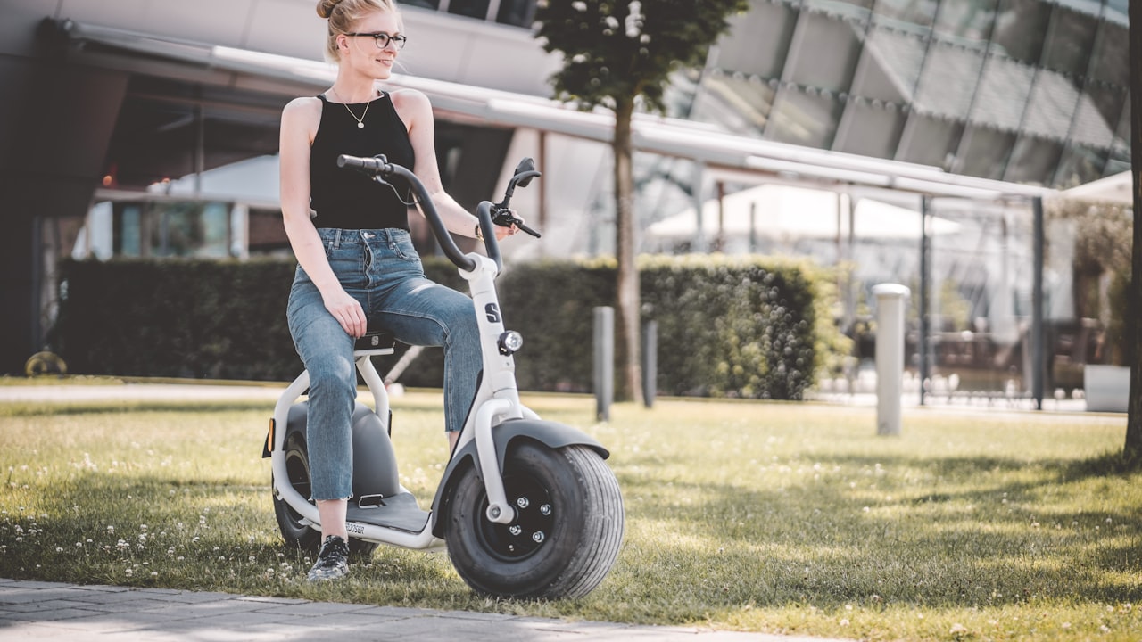 Exploring the Advantages of Electric Motorcycle Parts over Traditional Gas-Powered Parts